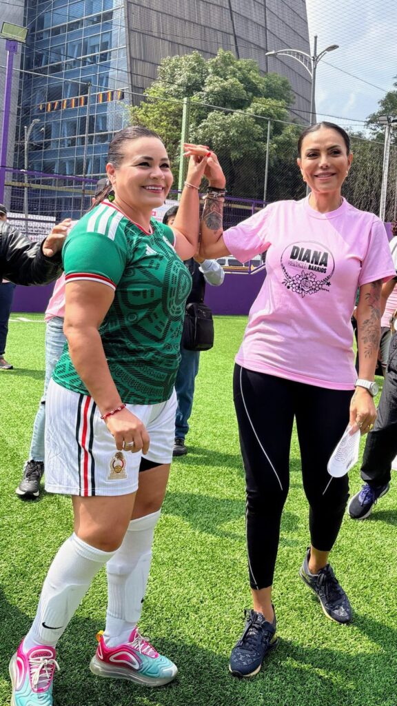 Las legisladoras Diana Sánchez Barrios y Elizabeth Mateos pronostican México 2 - Ecuador 0.