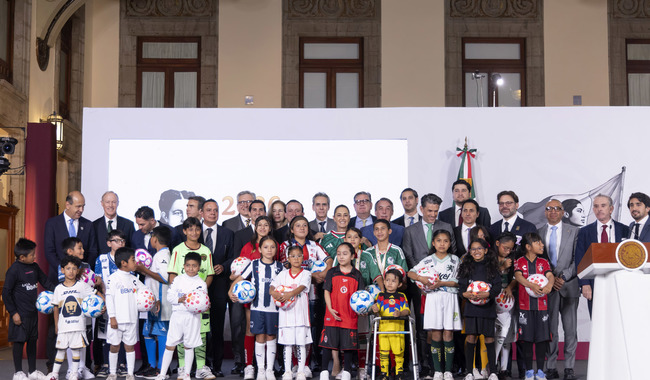 Se trata de un modelo integral que acompañará a las y los futbolistas desde los 5 o 6 años hasta el alto rendimiento, sostenido por la Academia Certificada de la FMF y el Sistema Nacional de Formación.