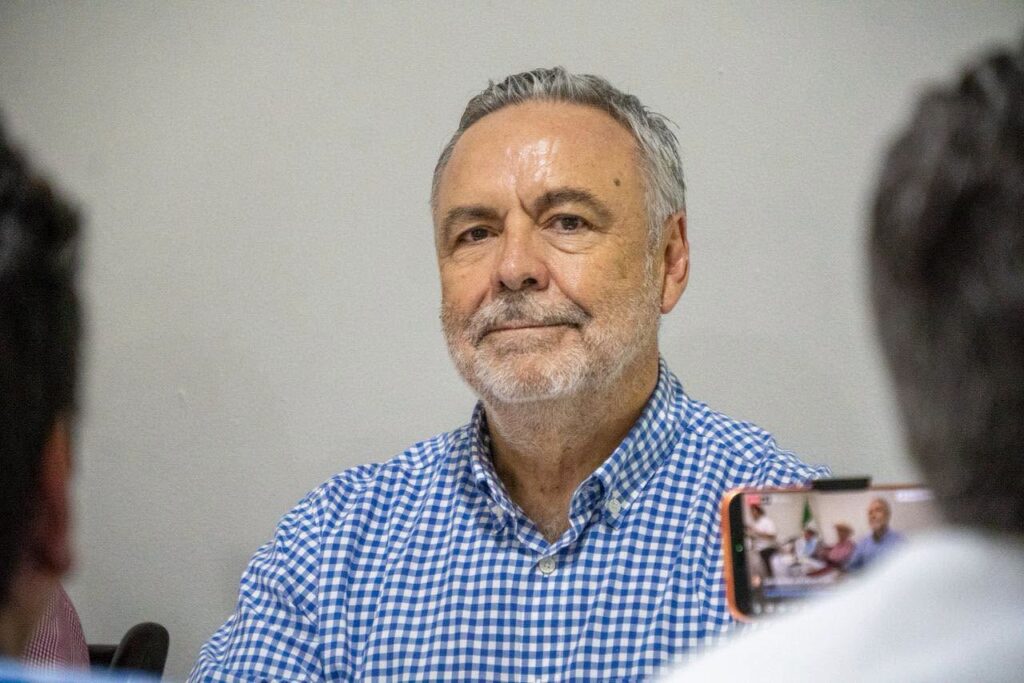Las entidades federativas requieren mayor capacidad fiscal, mejor recaudación local y más inversión pública para lograr el desarrollo territorial, señala Ramírez Cuéllar.