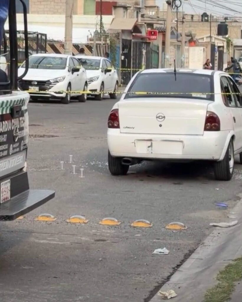 Recibió varios tiros a bordo de su automóvil al circular por Tecámac; Van 24 crímenes en este año en ese municipio.