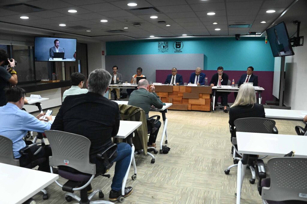 Agenda social, laboral y de medio ambiente, trascendental en el T-MEC, opinan expertos.