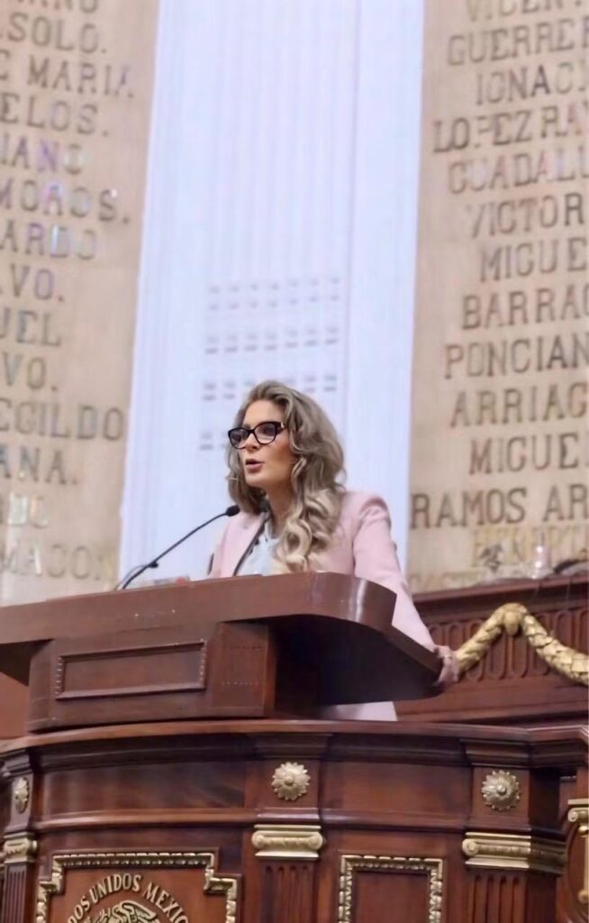 Dip Nora Arias pide a Fiscalía informe de feminicidio cometido en PRD Cuajimalpa. La procuración de justicia no puede, ni debe estar condicionada a intereses o complicidades, indica.