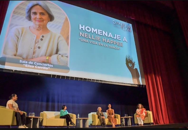 Se rindió homenaje a lacoreógrafa y bailarina Nellie Happee por su labor en pro de la danza.