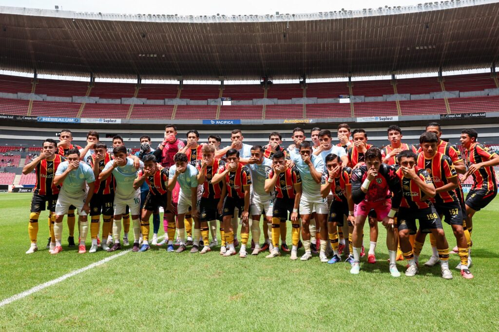 Equipos de la Liga de Expansión piden la libre competencia deportiva.