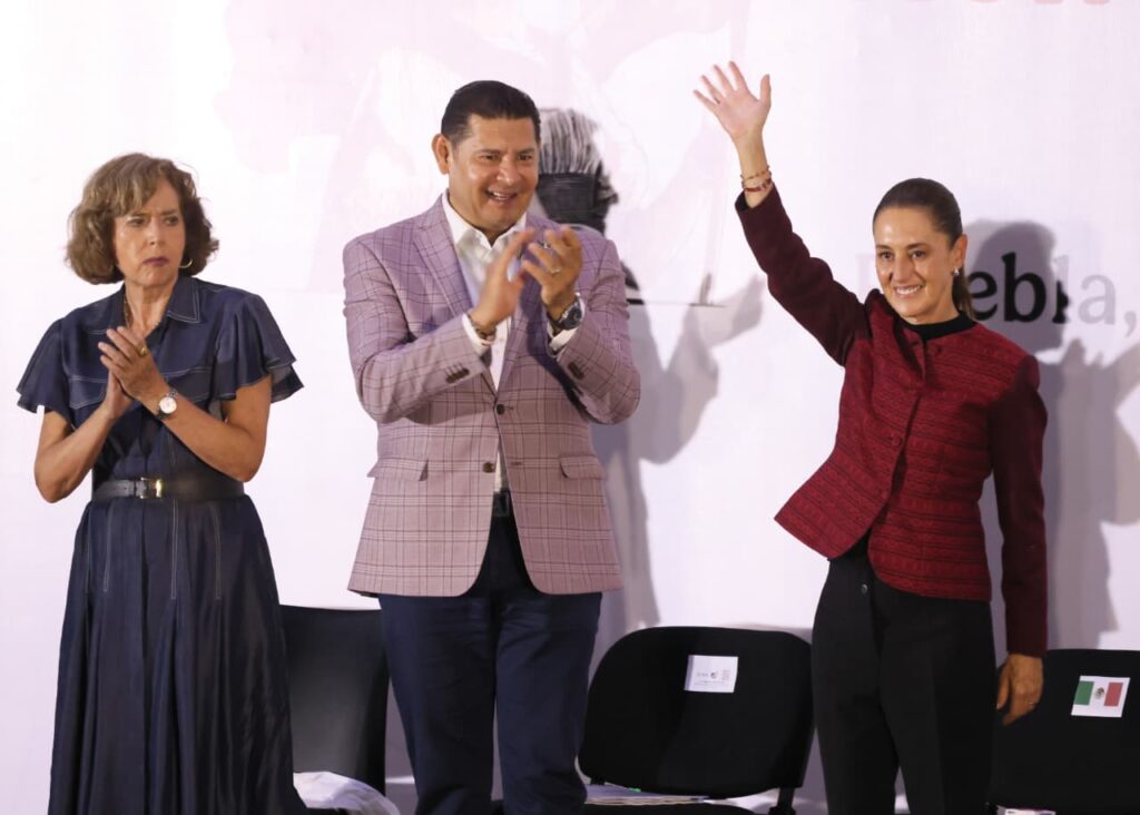 Claudia Sheinbaum refrenda en Puebla soberanía, bienestar y transformación con resultados.