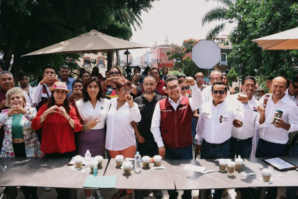 Reconoce, en Puebla, a Alejandro Armenta como el gobernador más promigrante de la 4T.