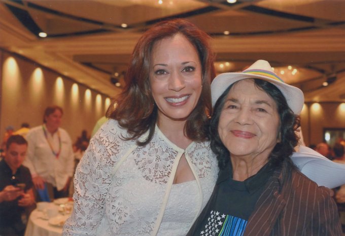 Kamala Harris, dijo: Dolores Huerta fue una líder laboral pionera y una legendaria activista de los derechos civiles.