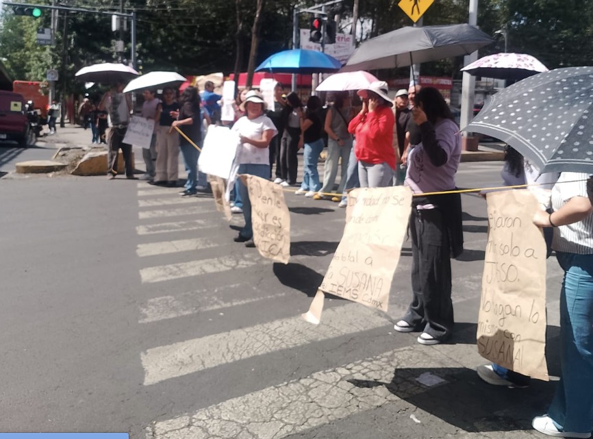 Asamblea en la preparatoria Melchor Ocampo, plantel Azcapotzalco, acuerda concluir la suspensión a las 18:00 horas de este miércoles y citar a diálogo al director general Jorge Santos el jueves 1 de octubre a las 12:30 en el auditorio.